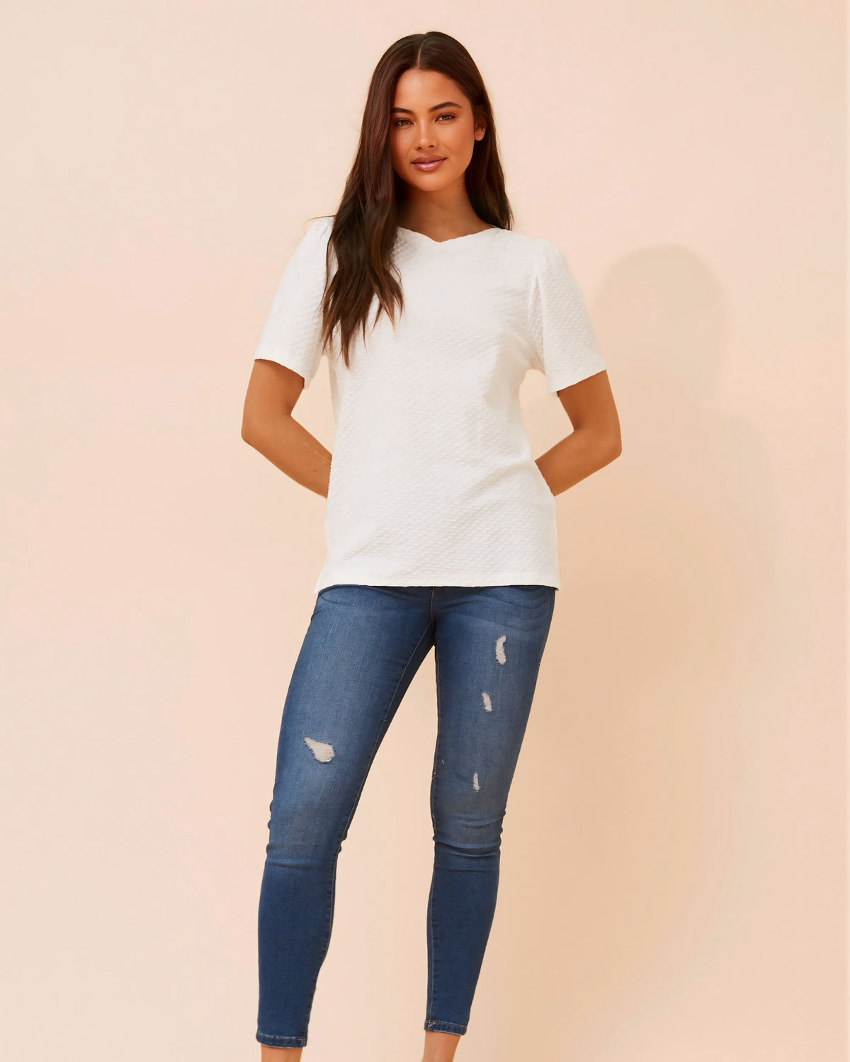 Vera White Basic Tee